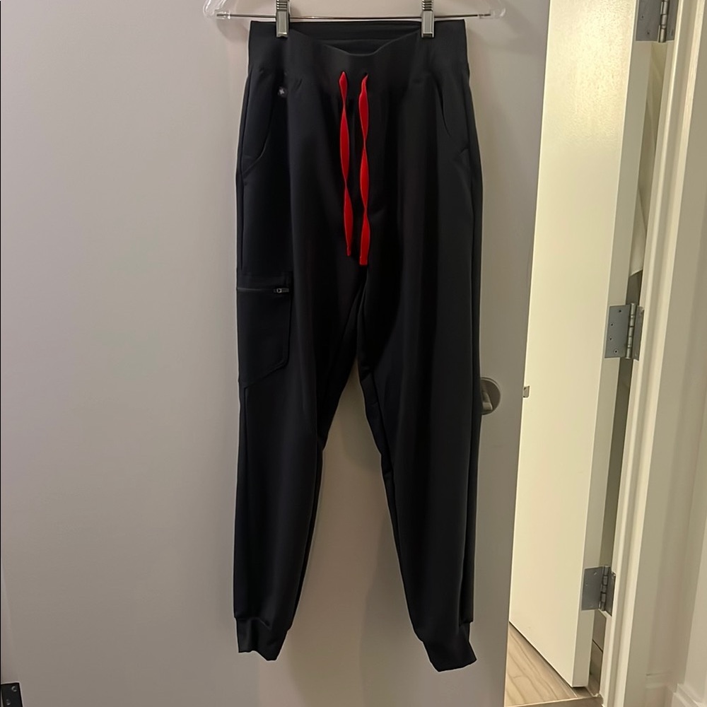 FIGS Zamora High waisted charcoal Jogger